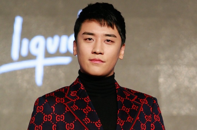 5816-seungri-2018-ut-billboard-1548-1628852397.jpg