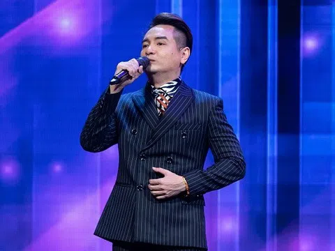 Ca sĩ Việt Quang khiến fans lo lắng khi nhập viện vì bị viêm phổi