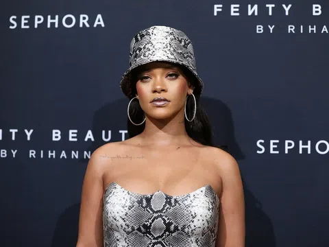 Rihanna là nữ ca sỹ giàu nhất thế giới với tài sản 1,7 tỷ USD