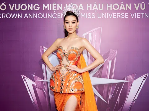 Khánh Vân đẹp lộng lẫy bên dàn thí sinh Hoa hậu Hoàn vũ Việt Nam 2022