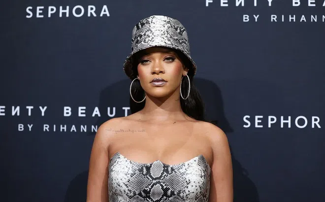 Rihanna là nữ ca sỹ giàu nhất thế giới với tài sản 1,7 tỷ USD