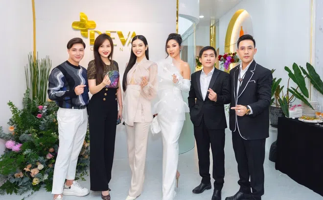 Hoa hậu Khánh Ngân tái xuất tại sự kiện khai trương Deva Clinic